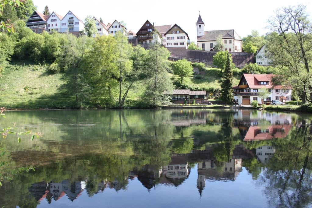 Hotel Roessle Berneck Altensteig Exterior foto